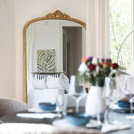 Palais Passy~design Mit Ausblick Im Zentrum