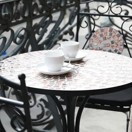 Palais Passy~design Mit Ausblick Im Zentrum * Wiesbaden