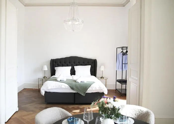 Palais Passy~design Mit Ausblick Im Zentrum