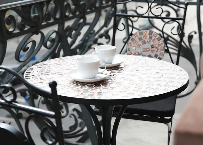 Palais Passy~design Mit Ausblick Im Zentrum * Wiesbaden